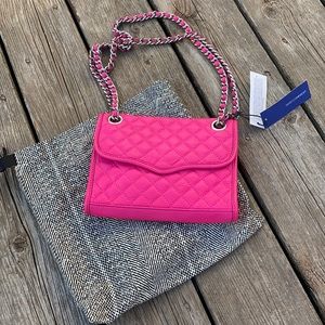 Mini Affair Diamond Quilt Bag